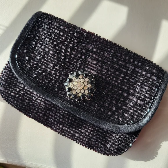 Beaded Black Clutch Small Bag ~ Contemporary & Vintage Vibe ~ Date Night ~ Fancy - Picture 4 of 16